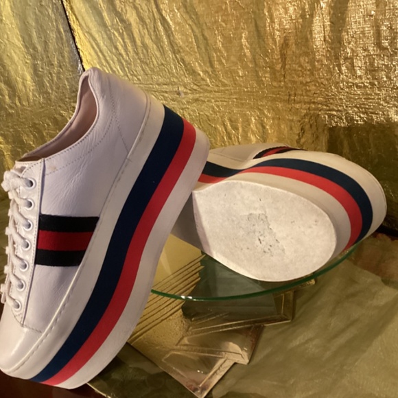 Gucci Women’s Peggy leather web platform sneakers - Picture 12 of 13